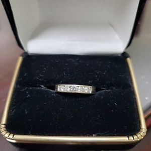 Anniversary ring